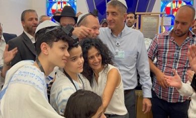 בן 13 חגג בר מצווה בספרא לאחר שנלחם על חייו